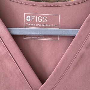Figs Mineral Mauve XL top; Large high waisted bottom